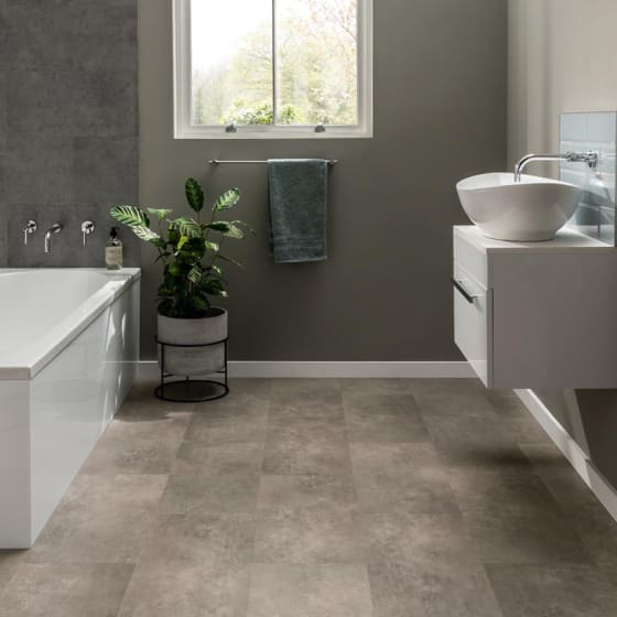 bathroom floor in Amtico Click Smart Portland Stone SB5S2791